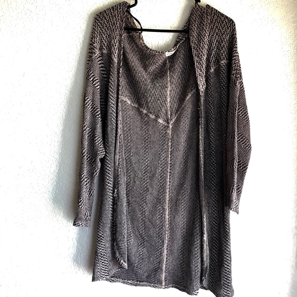 Ginger G Patterned Dolman Sleeved Cardigan